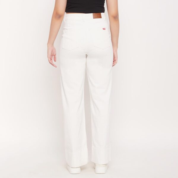 Women Solid White Denim Jeans - Image 2