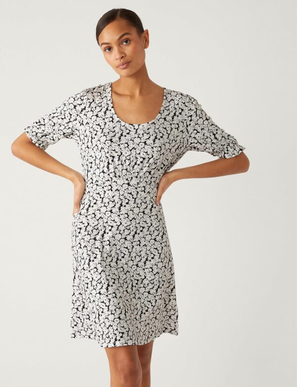 Women's Above The Knee Dress - Image 4